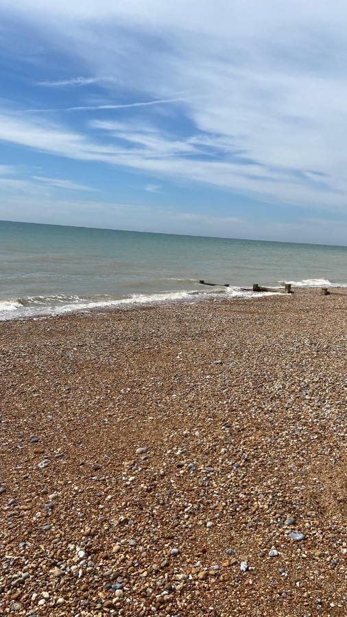 Beautiful Bexhill Cottage With Garden 3 Mins Walk To Beach מראה חיצוני תמונה